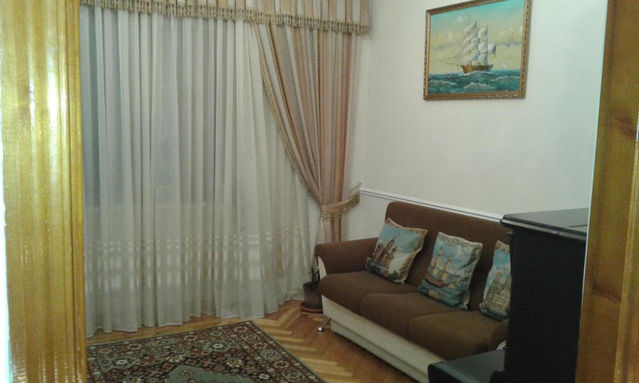 Neftiannikov Avenue Apartment Baku Exterior photo